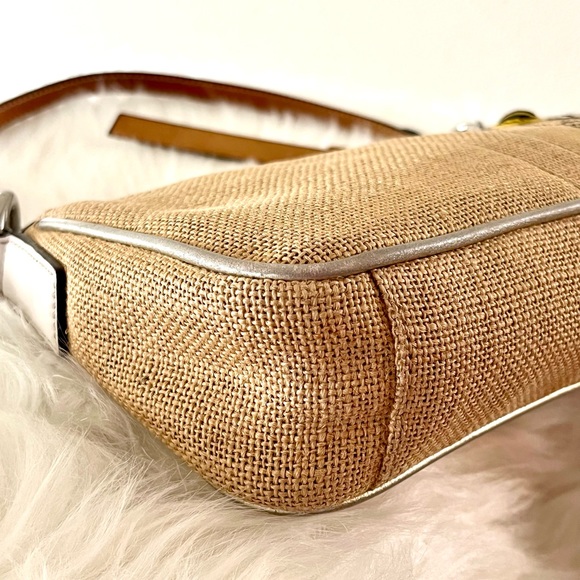 EUC Coach Bee Flower Bag - Picture 9 of 15